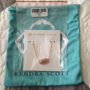 New Kendra Scott rose gold necklace